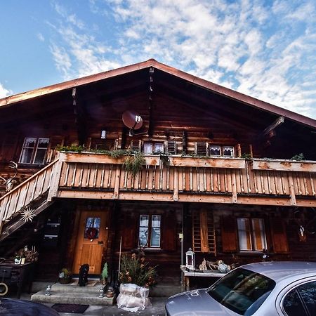 Cosy Chalet In Brig-Glis Esterno foto
