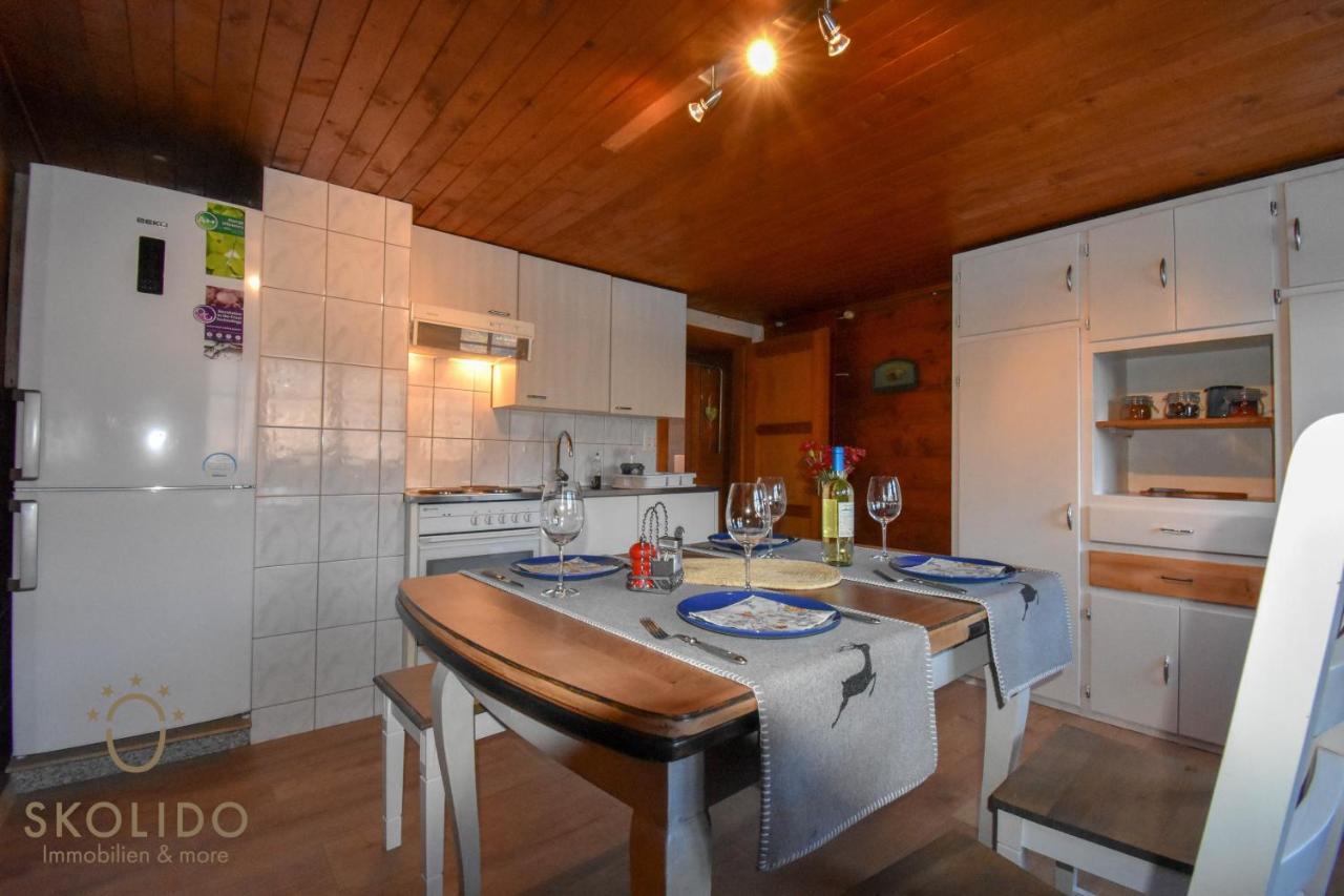 Cosy Chalet In Brig-Glis Esterno foto